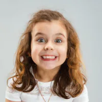 Profil fetita zambind